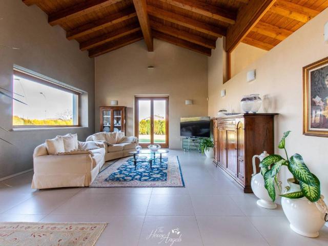 Villa in vendita a Vignolo CN