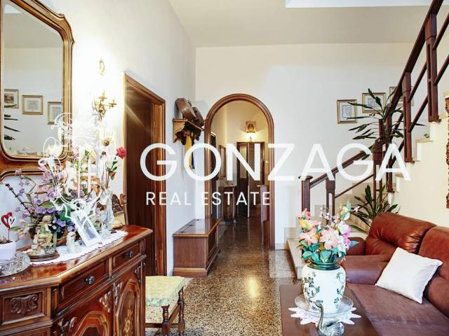 Villa in vendita a Vignanello VT