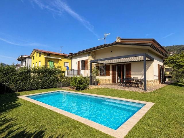 Villa in vendita a Villongo BG
