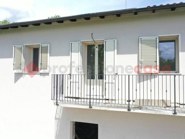 Villa in vendita a Villa Collemandina LU
