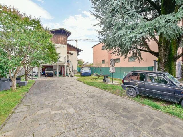 Villa in vendita a Villa Guardia CO