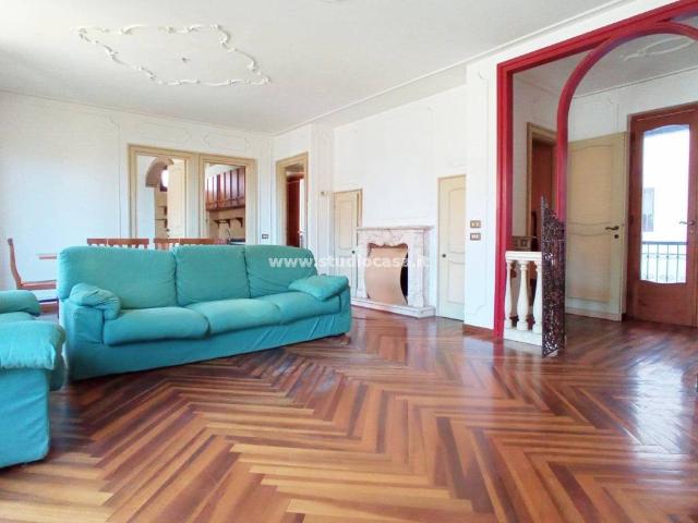 Villa in vendita a Villa d'Ogna BG