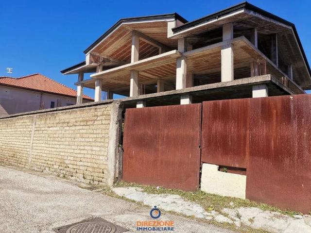 Villa in vendita a Villa di Briano CE