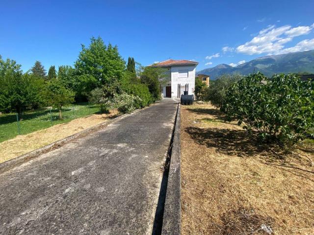 Villa in vendita a Villa Latina FR