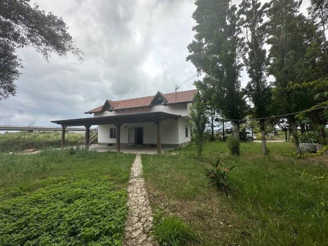 Villa in vendita a Villa Literno CE