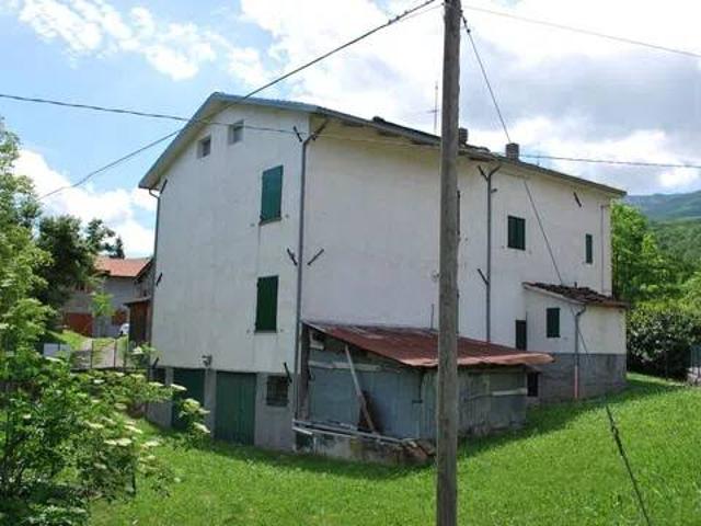 Villa in vendita a Villa Minozzo RE