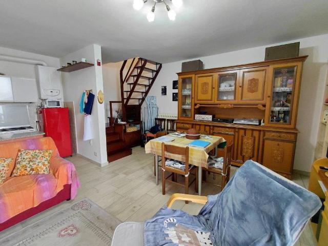 Casa indipendente in vendita a Villa Minozzo RE