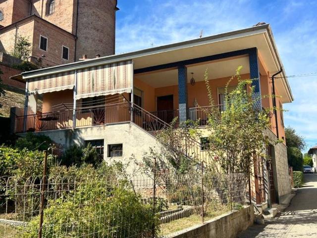Villa in vendita a Villa San Secondo AT