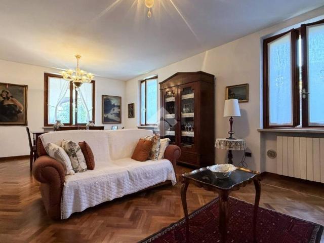 Villa in vendita a Villachiara BS