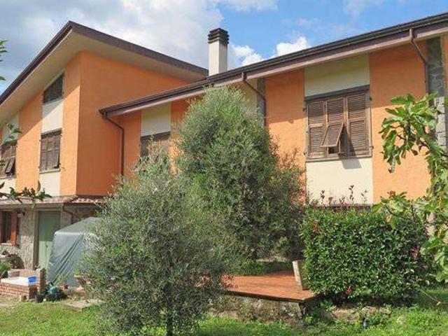 Villa in vendita a Villafranca in Lunigiana MS
