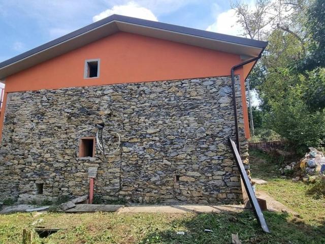 Villa in vendita a Villafranca in Lunigiana MS