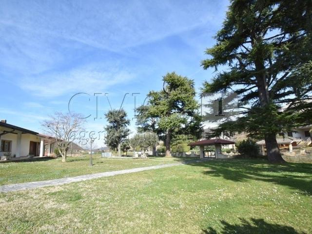 Villa in vendita a Villaga VI