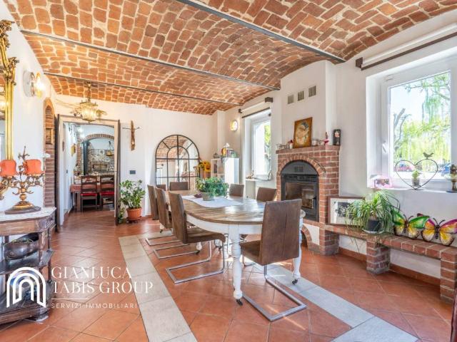 Villa in vendita a Villanova d'Asti AT