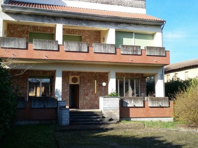 Villa in vendita a Villanova del Sillaro LO
