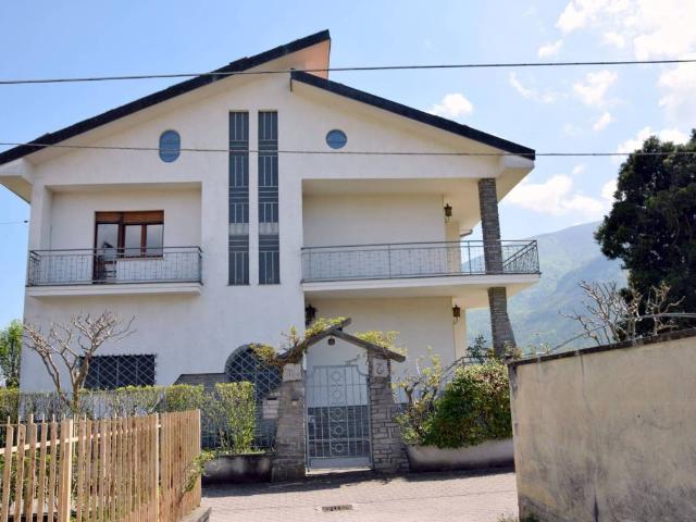 Villa in vendita a Villar Focchiardo TO