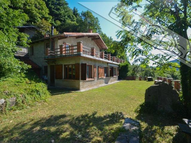 Villa in vendita a Villar Pellice TO