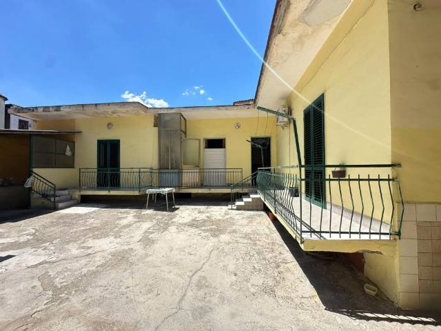 Villa in vendita a Villaricca NA
