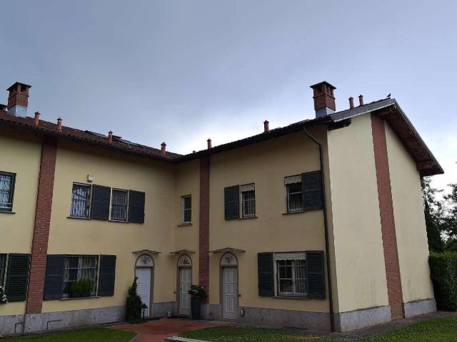 Villa in vendita a Villasanta