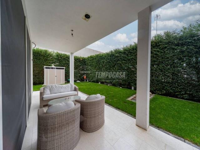 Villa in vendita a Villasanta MB