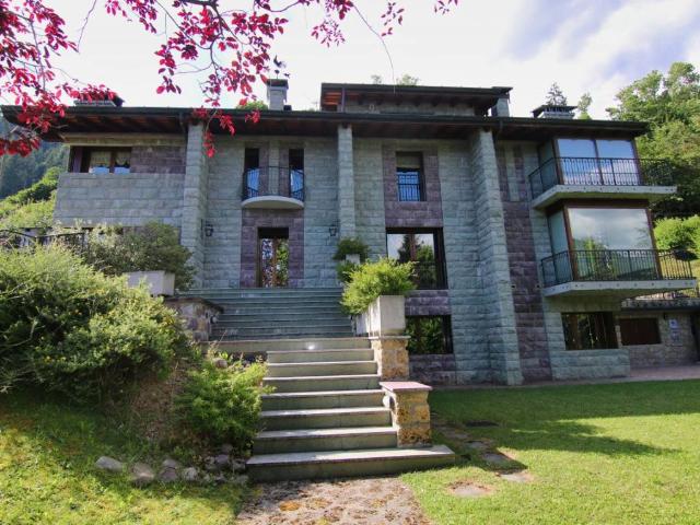 Villa in vendita a Vilminore di Scalve BG