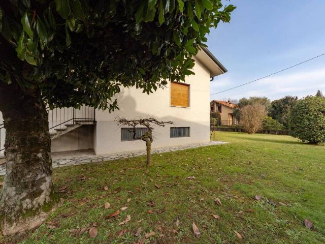 Villa in vendita a Vimercate MB