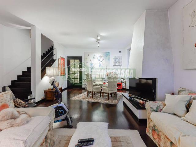 Villa in vendita a Vimercate MB