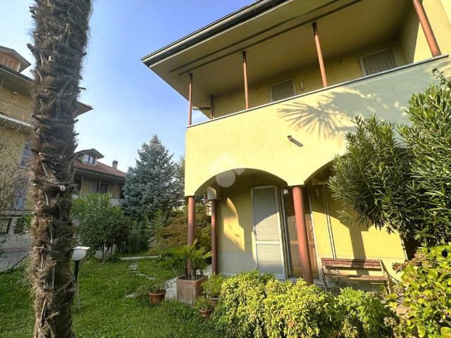 Villa in vendita a Vimercate MB