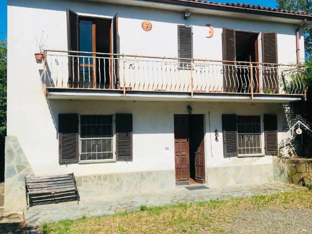 Villa in vendita a Vinchio AT