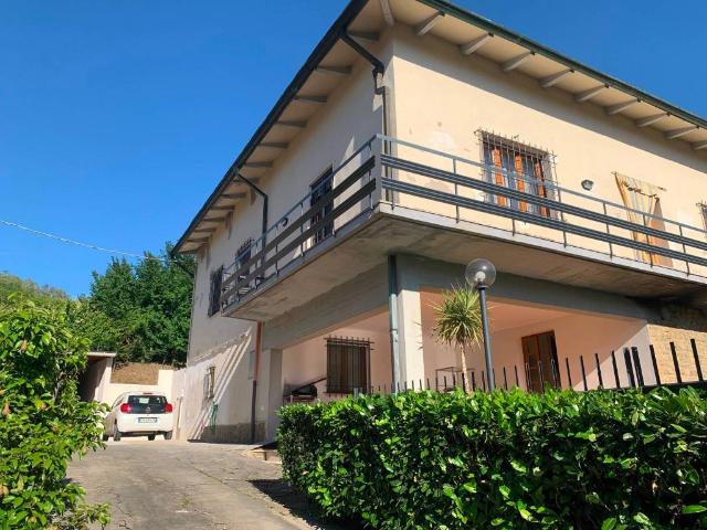 Villa in vendita a Vinci FI