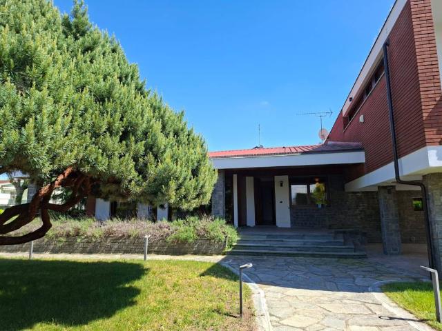 Villa in vendita a Vinovo TO