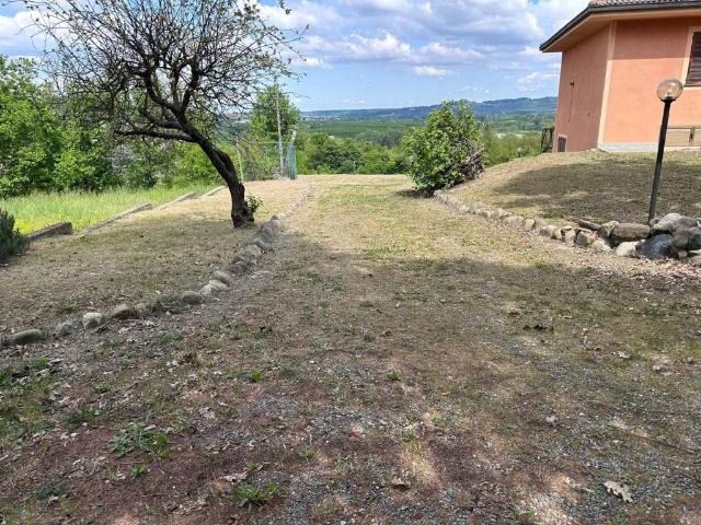 Villa in vendita a Visone AL