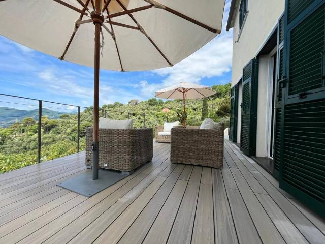 Villa in vendita a Zoagli GE
