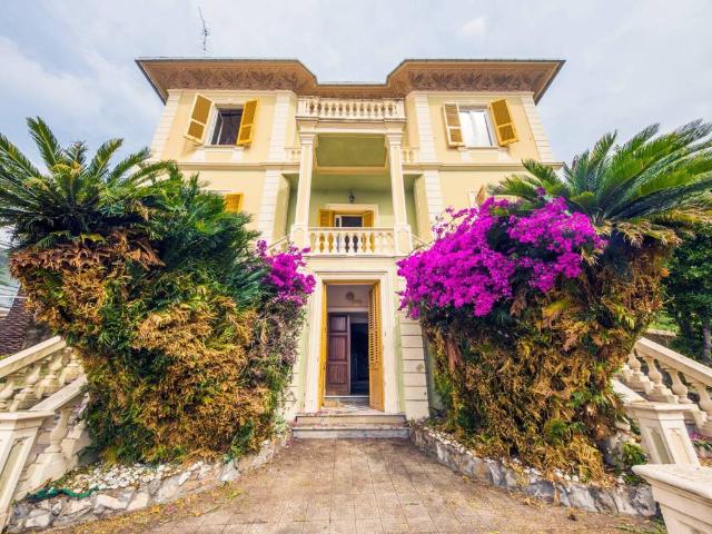 Villa in vendita a Zoagli GE
