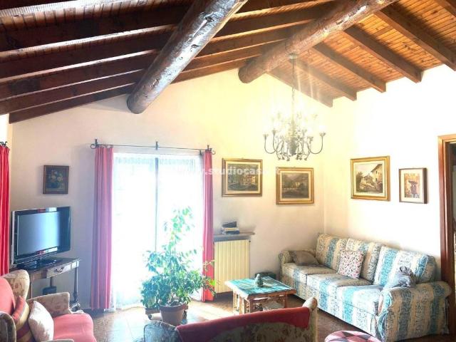 Villa in vendita a Zogno BG