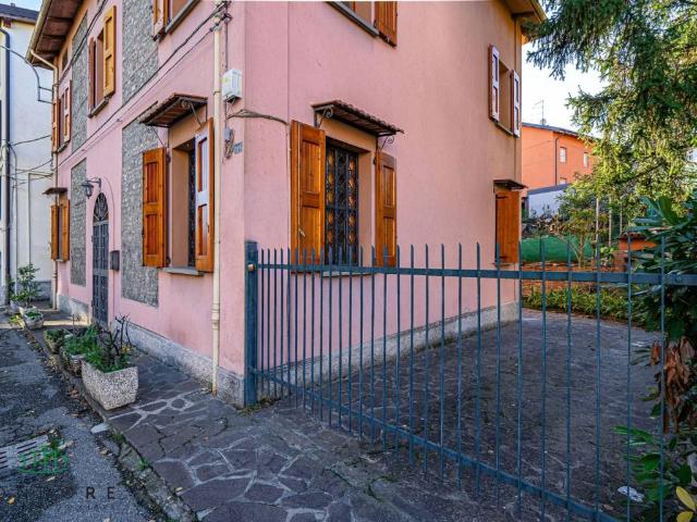 Villa in vendita a Zola Predosa BO