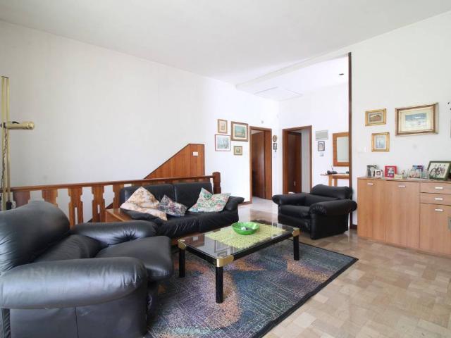 Villa in vendita a Zola Predosa BO