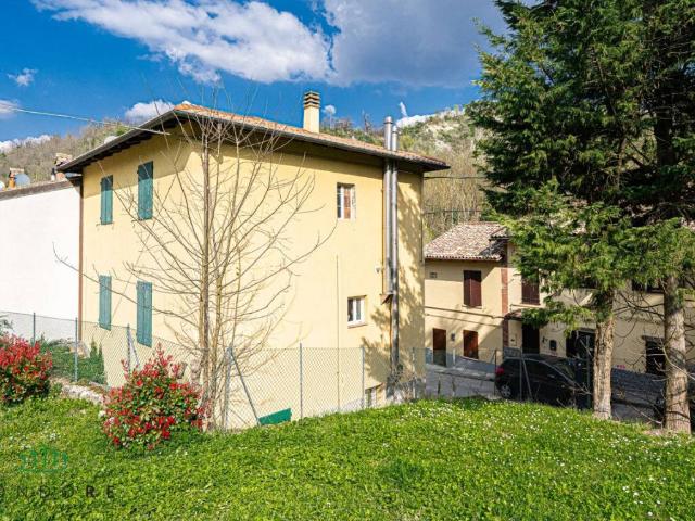 Villa in vendita a Zola Predosa BO