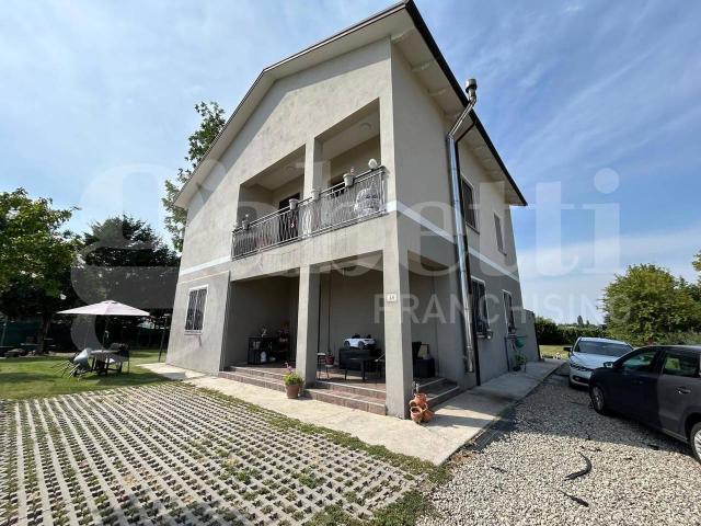 Villa in vendita a Zola Predosa