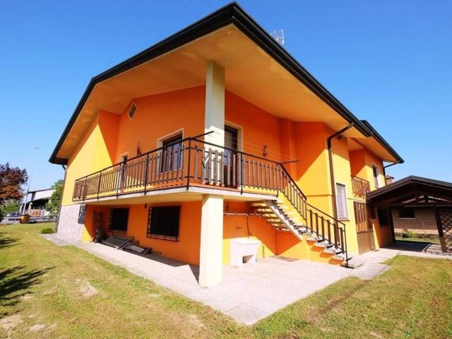 Villa in vendita a Zoppola PN