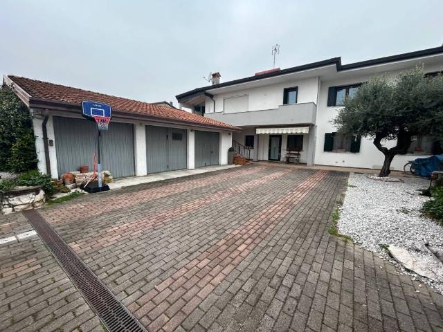 Appartamento in vendita a Zoppola PN