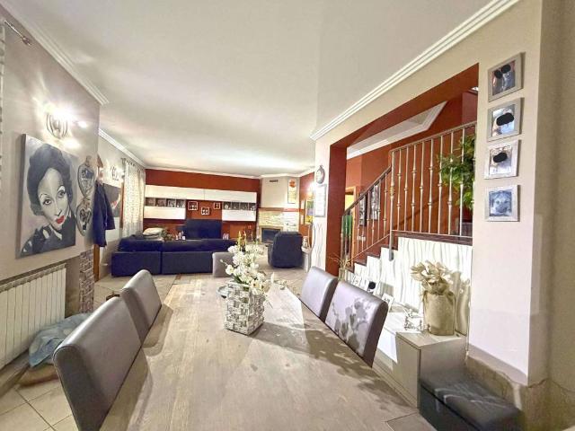 Villa in vendita a Zafferana Etnea CT