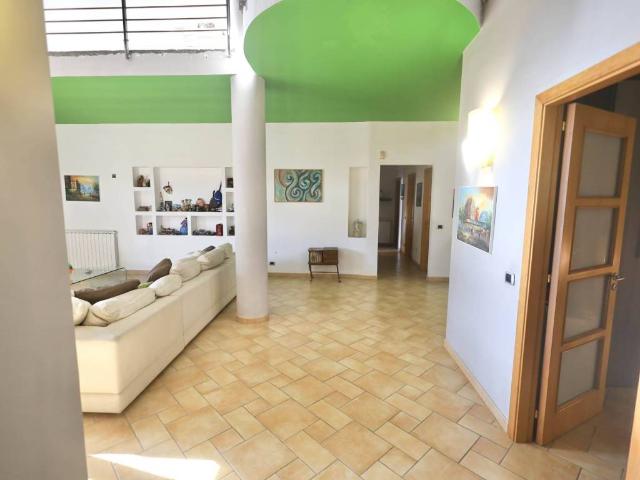 Villa in vendita a Zafferana Etnea CT