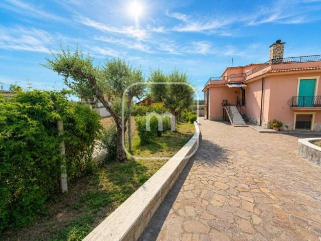 Villa in vendita a Zagarolo RM