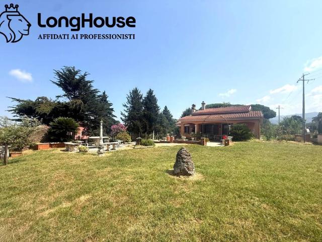 Villa in vendita a Zagarolo RM