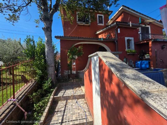 Villa in vendita a Zagarolo RM