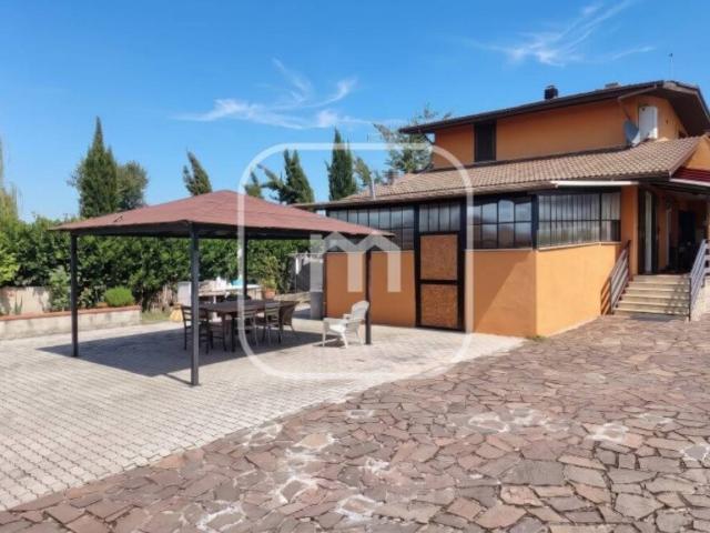 Villa in vendita a Zagarolo RM