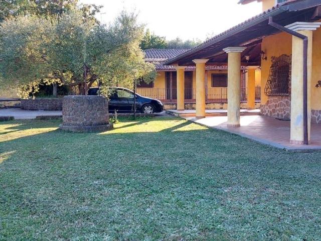 Villa in vendita a Zagarolo RM