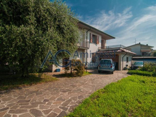 Villa in vendita a Zanica BG