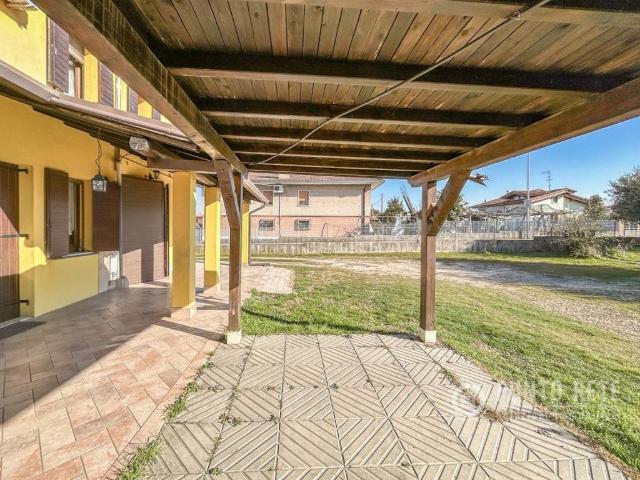 Villa in vendita a Zevio VR