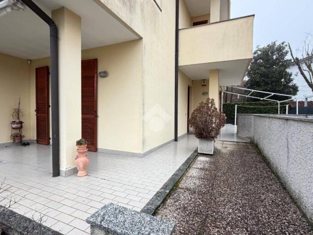 Villa in vendita a Zeccone PV